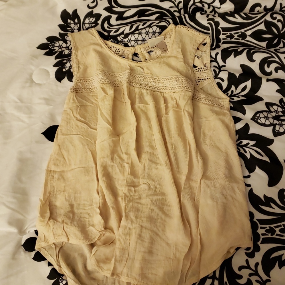 Never worn flowy dusty rose tank top